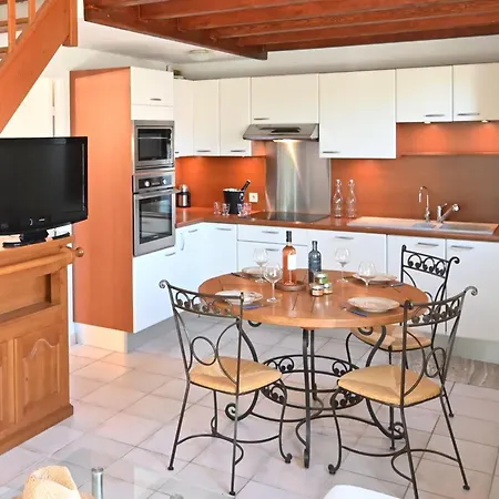 Casa vacanze Village-4 By Interhome Roquebrune-sur Argens