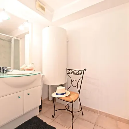 Casa vacanze Village-4 By Interhome