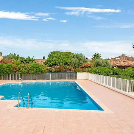 Casa vacanze Village-4 By Interhome Roquebrune-sur Argens